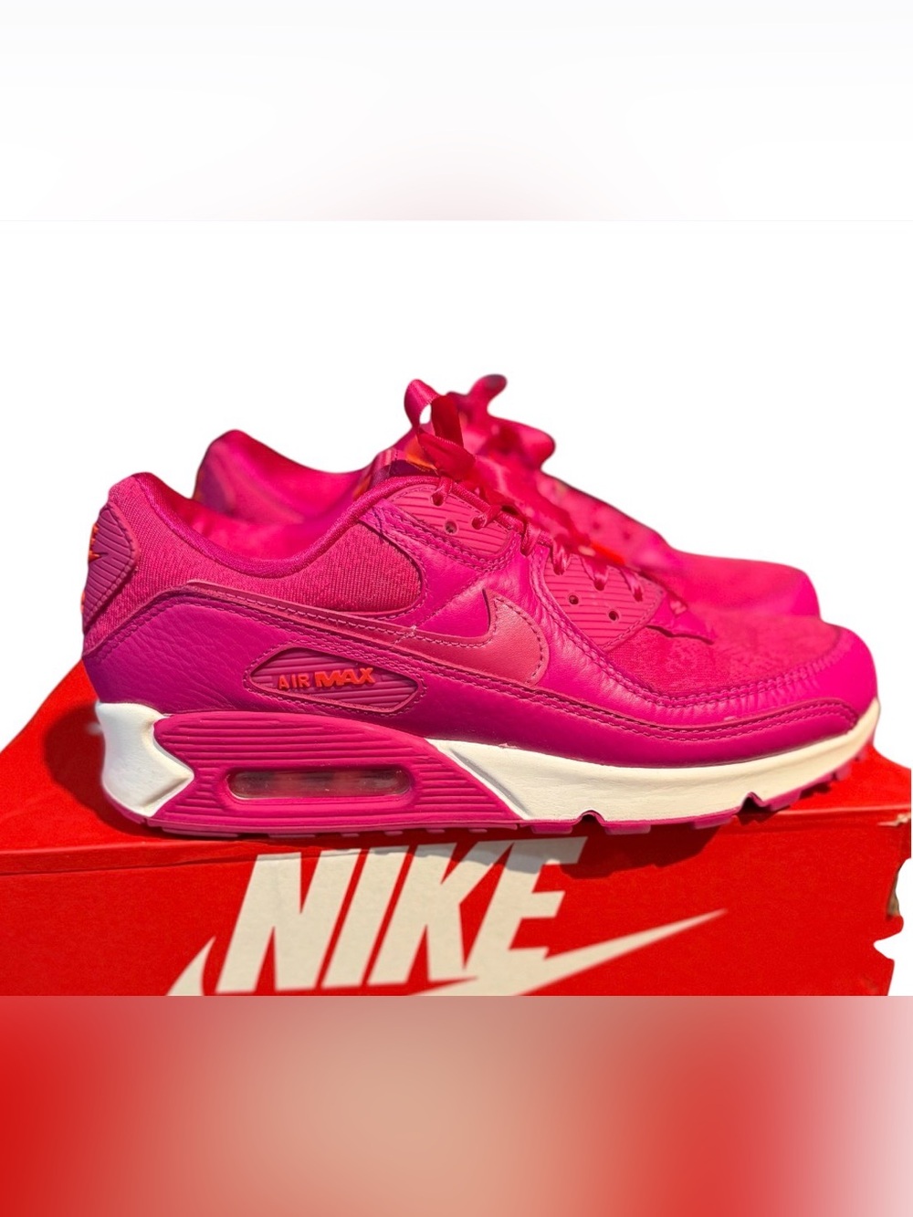 Nike Air Max Women's Pink Athletic Sneakers